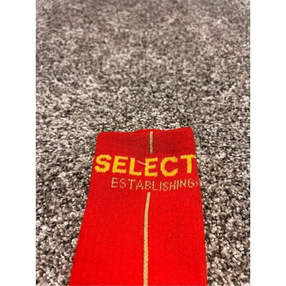 Select start red crew socks C27-19